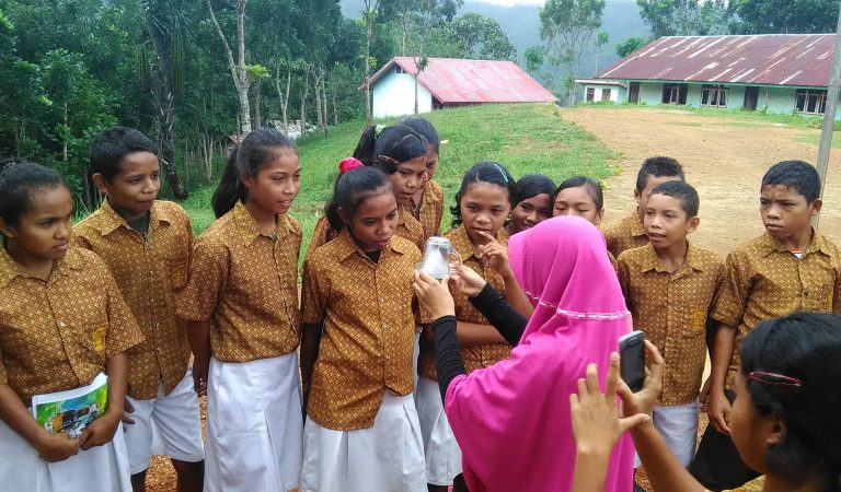 Ketika Sulap Hadir di Sekolah
